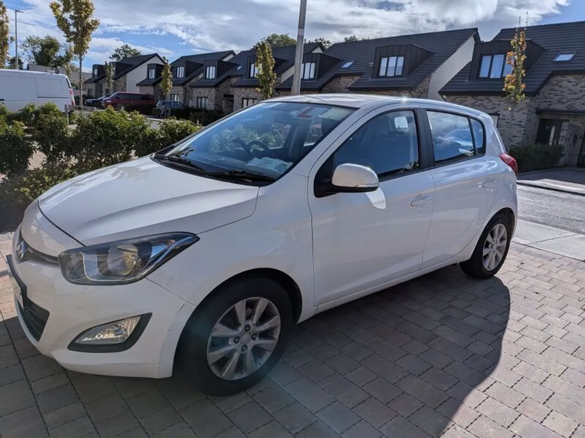2012 Hyundai I20 - Image 2