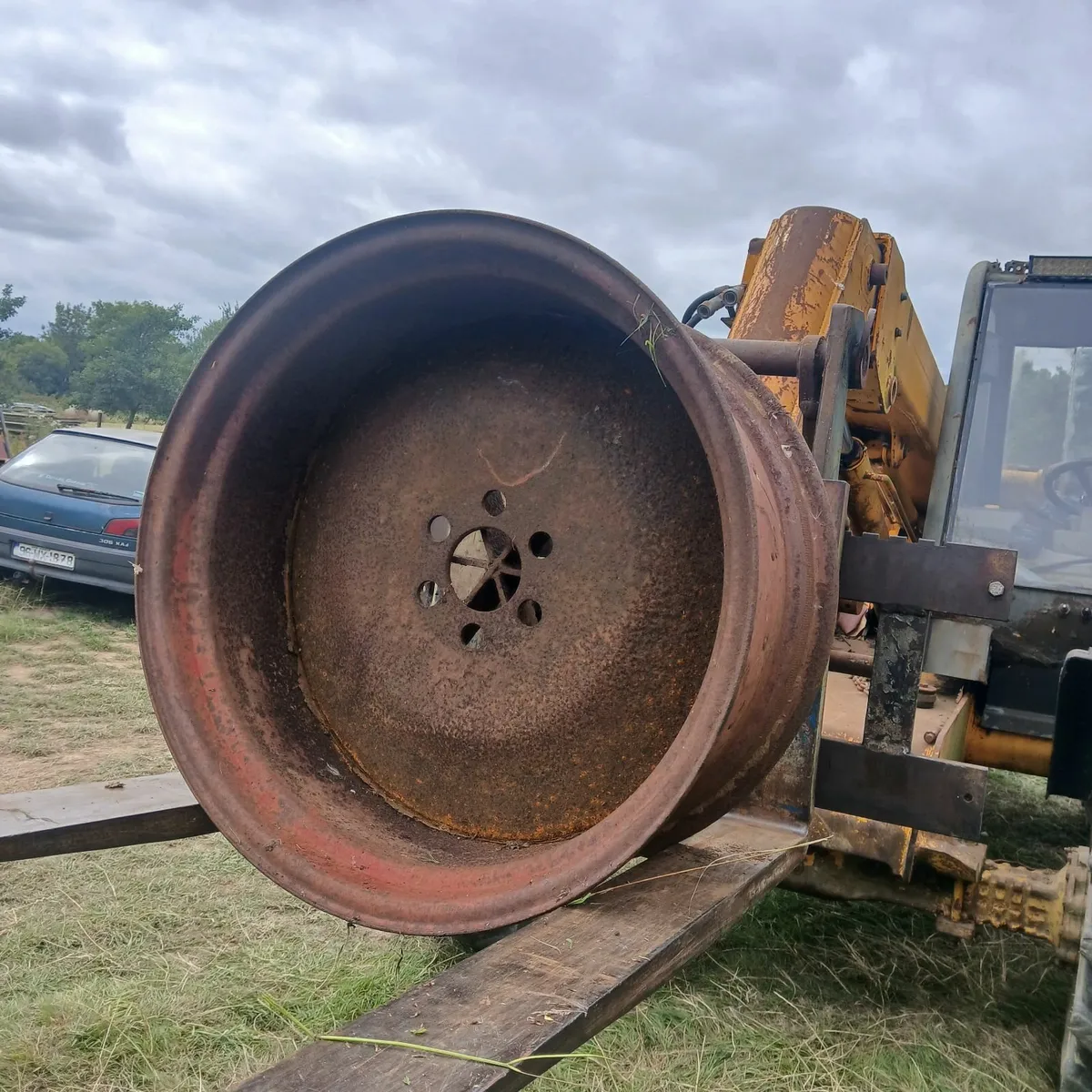Major or nuffield rims - Image 3