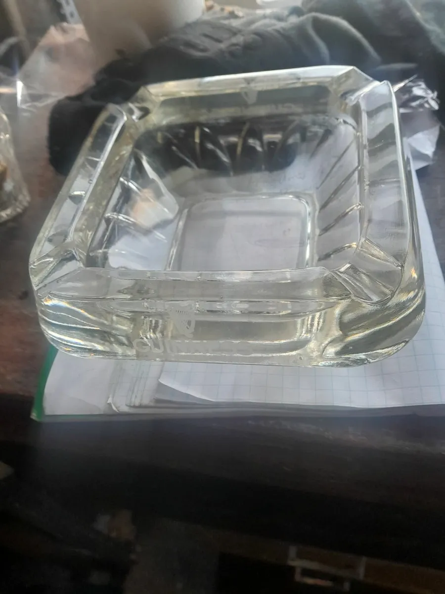 Large guinness  glass ashtray - Image 4
