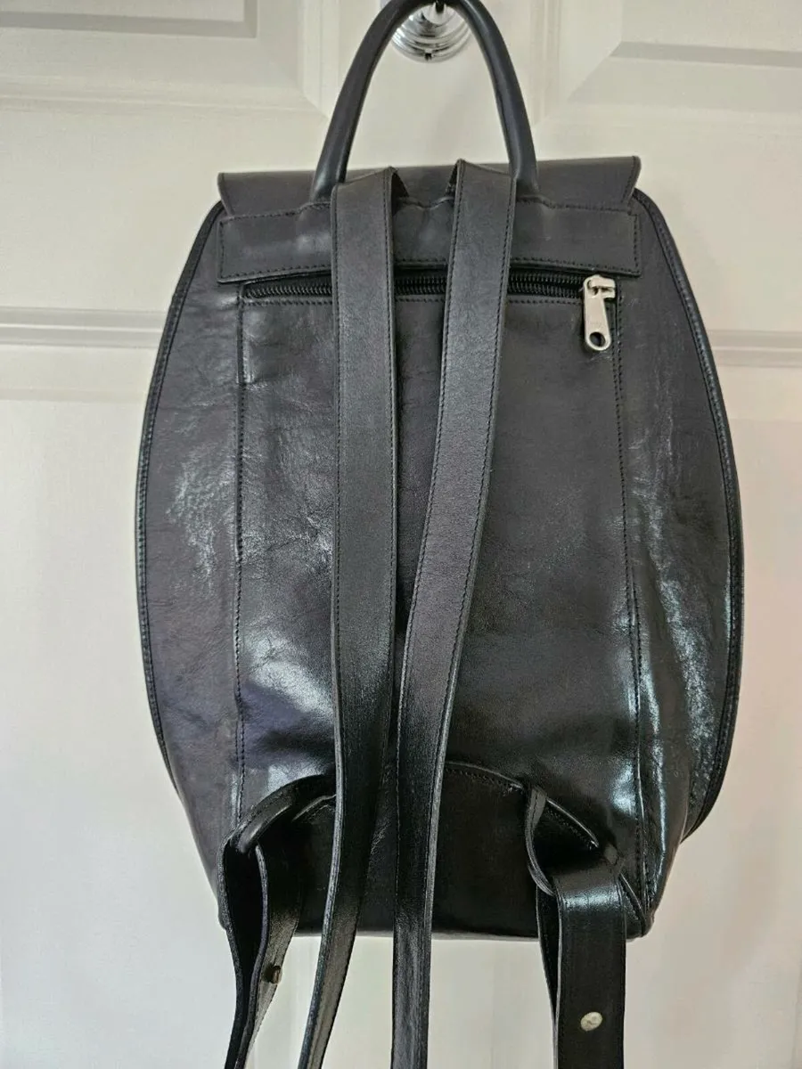 Holden Black Leather Backpack - Image 3