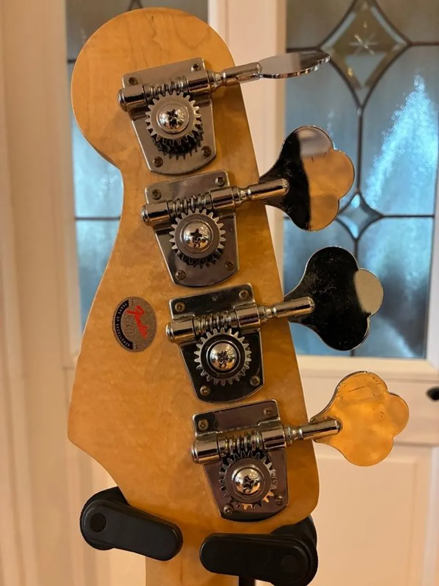 Fender 50th Anniversary Edition Squier Precision Bass - Image 4