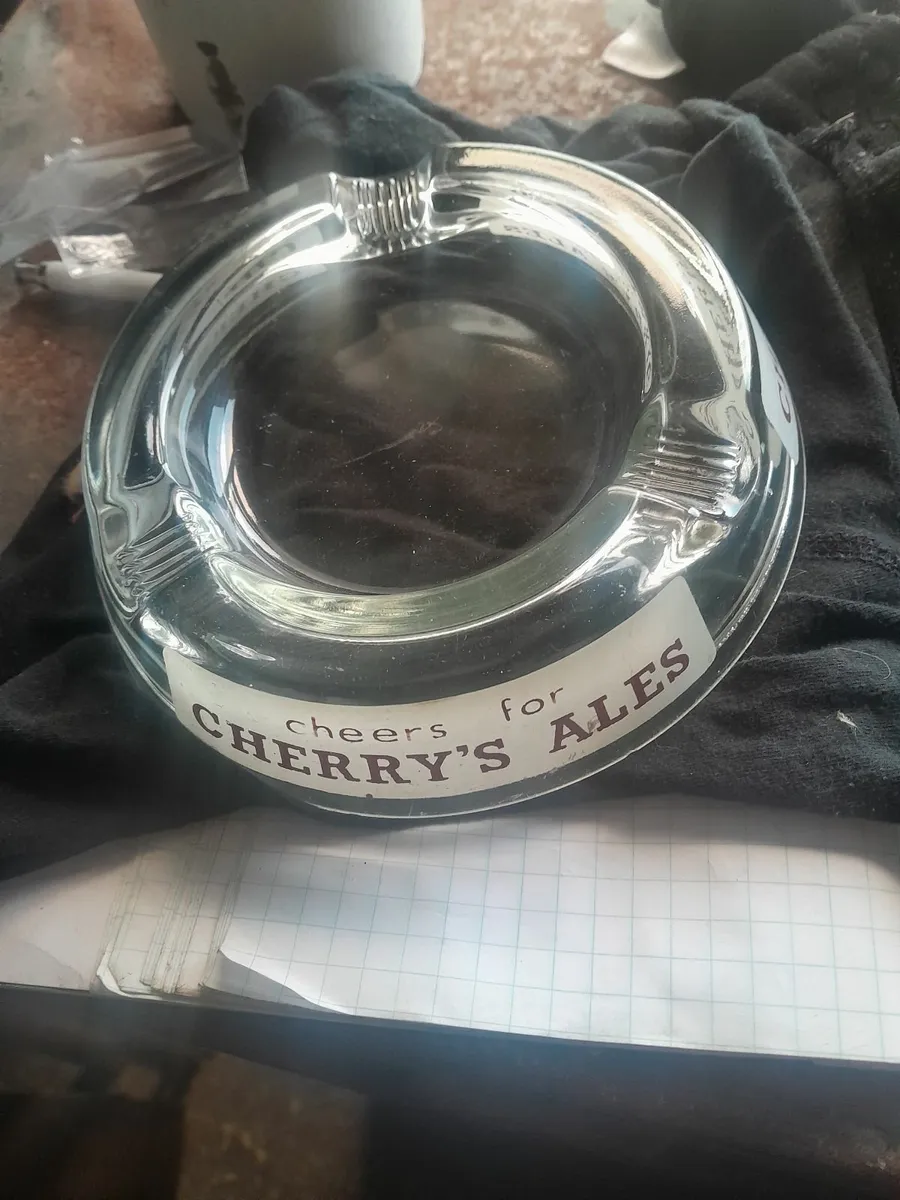 Vintage  cherrys ales glass ashtray - Image 3