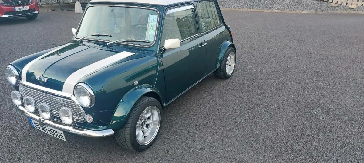 Car - Image 4