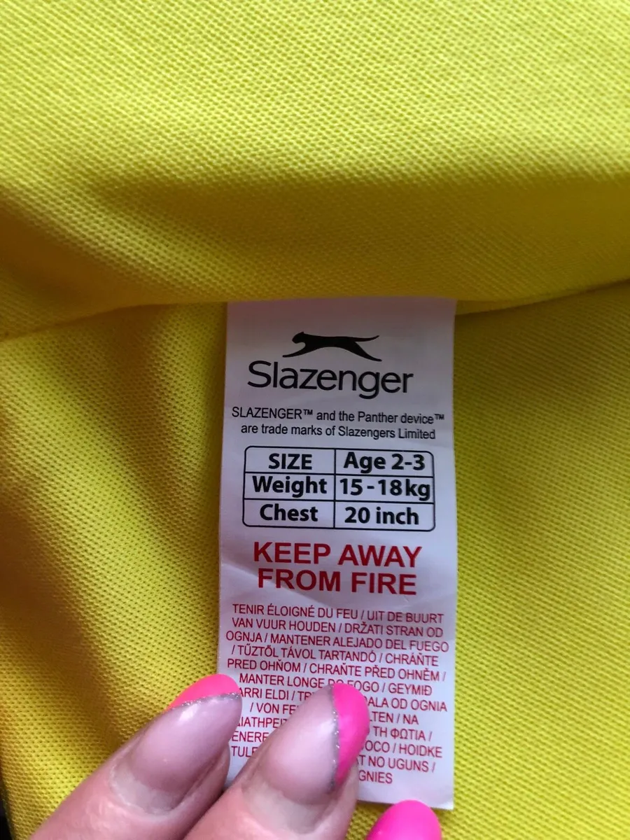 Girls life jacket 2/3 €10 - Image 4