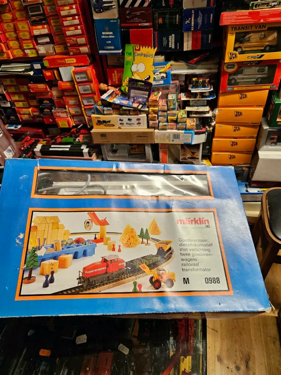 Hornby Marklin HO Scale Train Set - Image 1