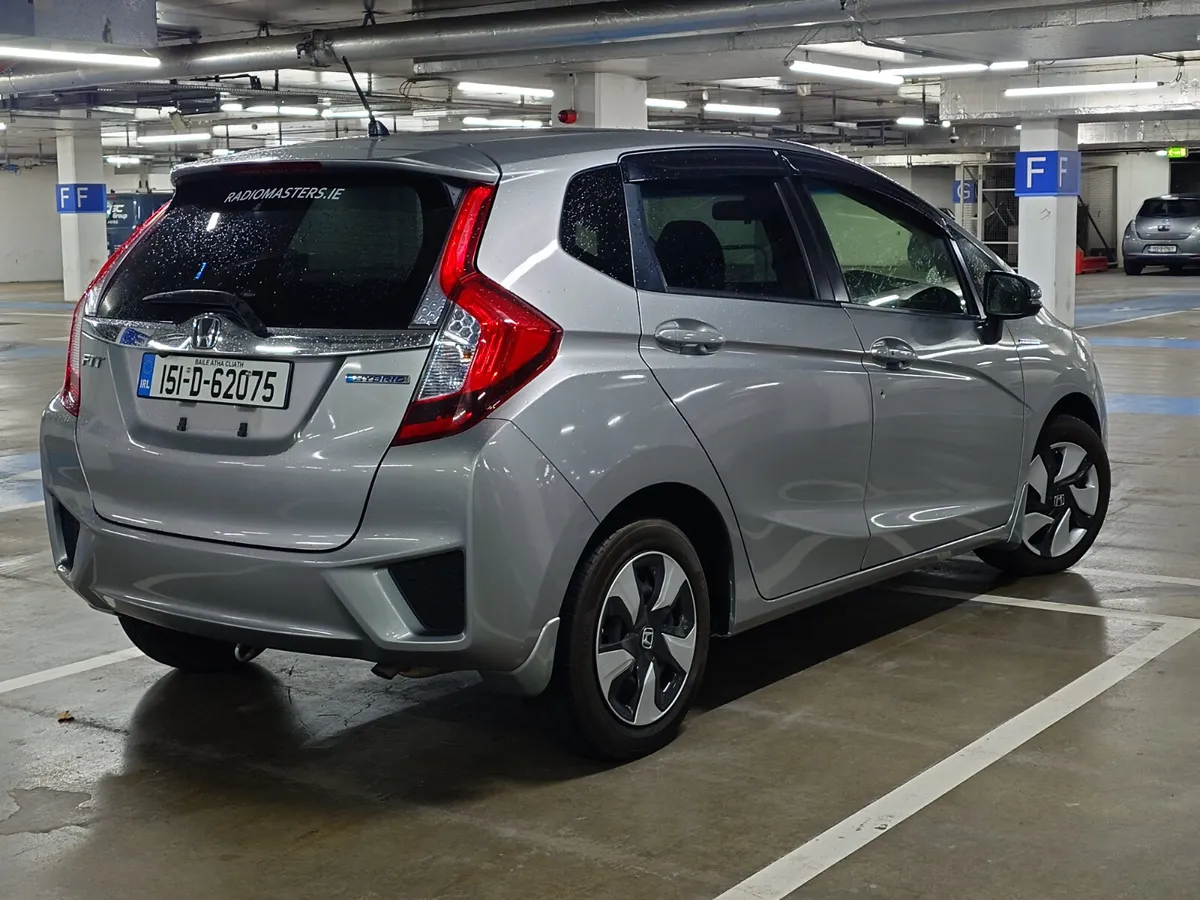 Honda Fit 2015 - Image 4