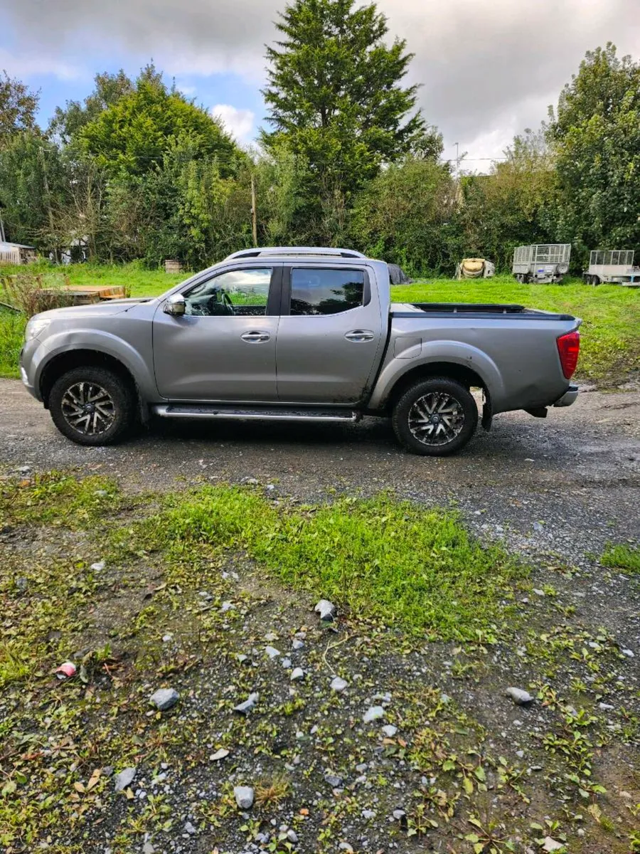 Nissan navara tekna - Image 3