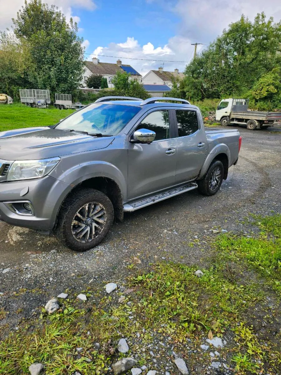 Nissan navara tekna - Image 4