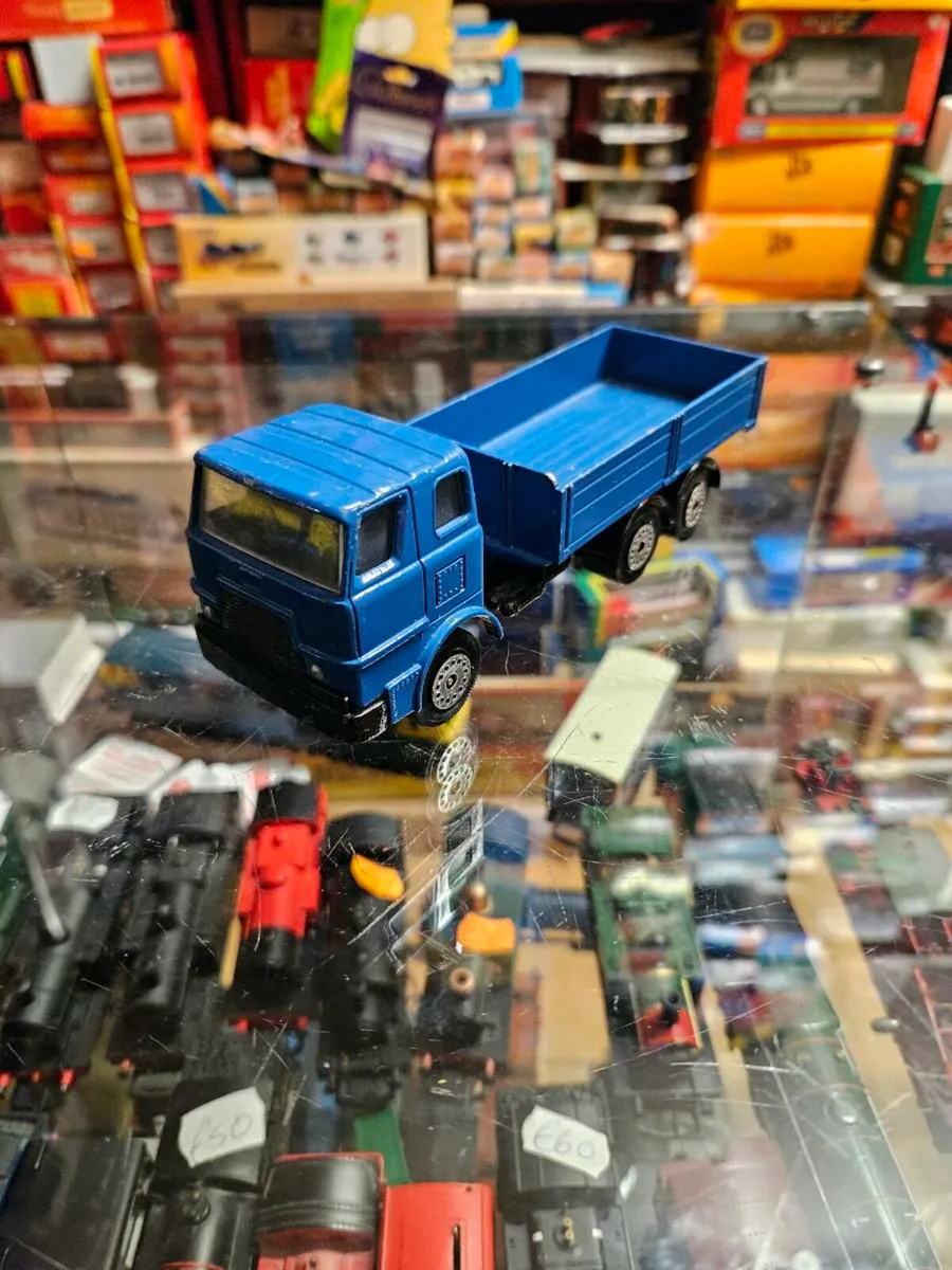Corgi Conrad Truck - Image 1