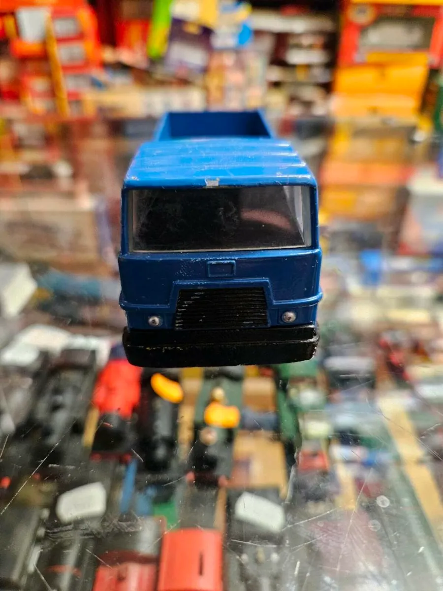 Corgi Conrad Truck - Image 2