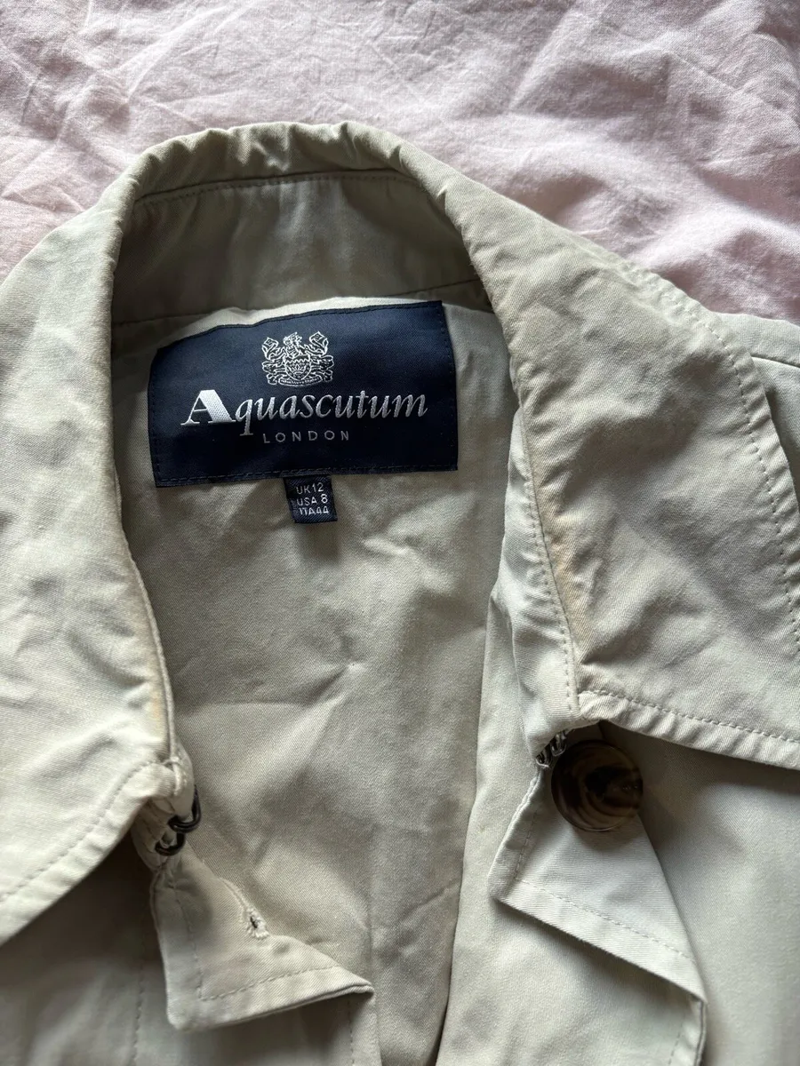 Aquascutum trench coat - Image 3