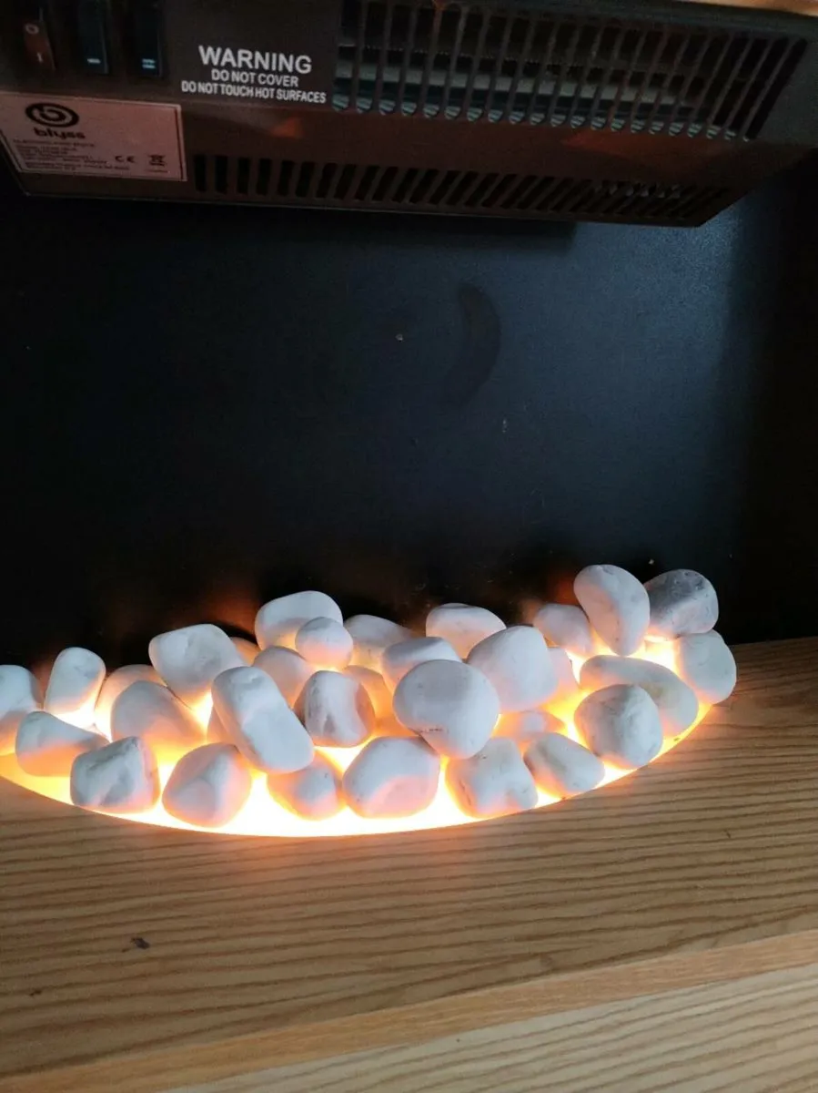 Electric fireplace - Image 3