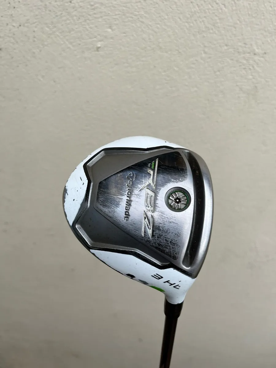 RBZ 4 Fairway Wood Regular Flex Used New Grip - Image 1