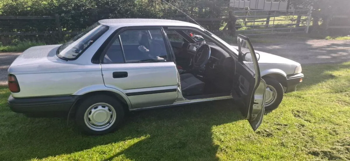 Car - Image 3