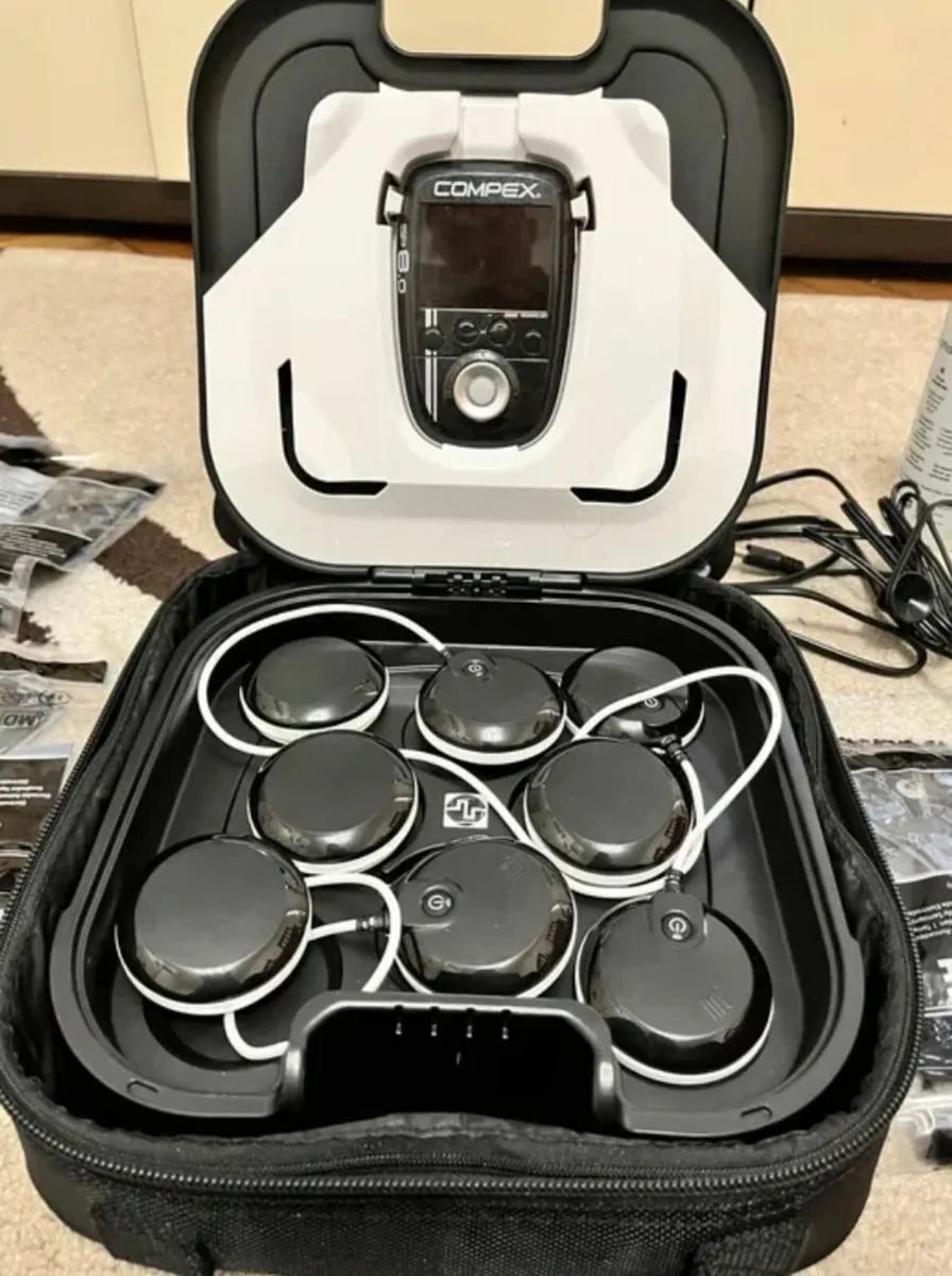 Compex 8.0 - Image 1
