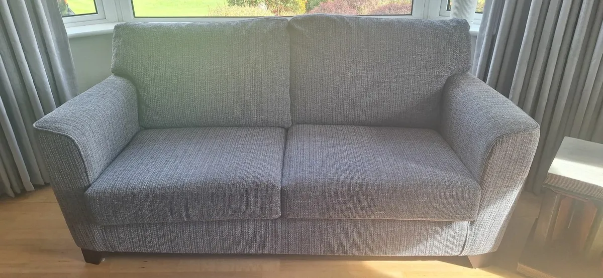 3 seater sofa, 2 armchairs & ottoman - Image 1