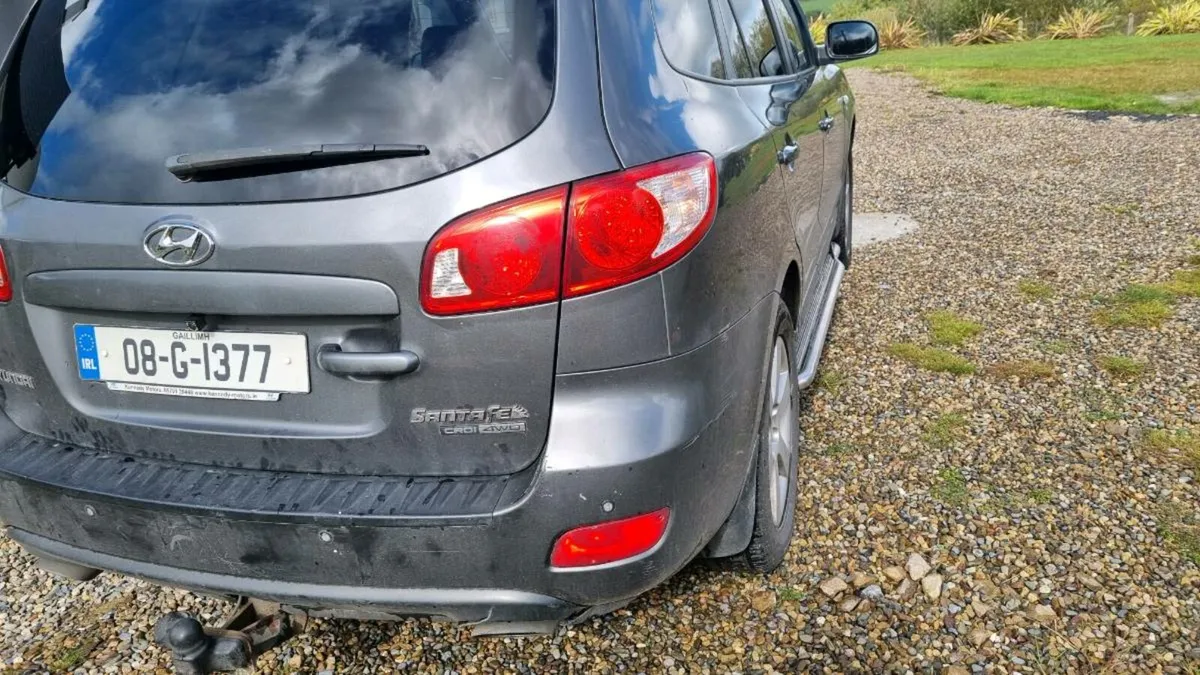 Hyundai Santa Fe - Image 4