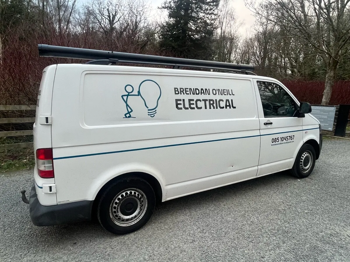 Volkswagen Transporter - Image 4