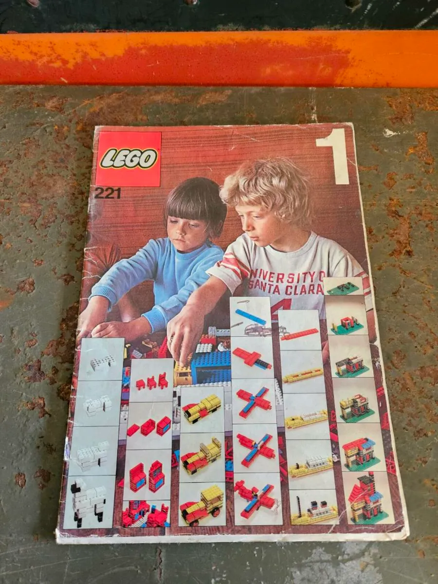 Lego Manual 221 - Image 1