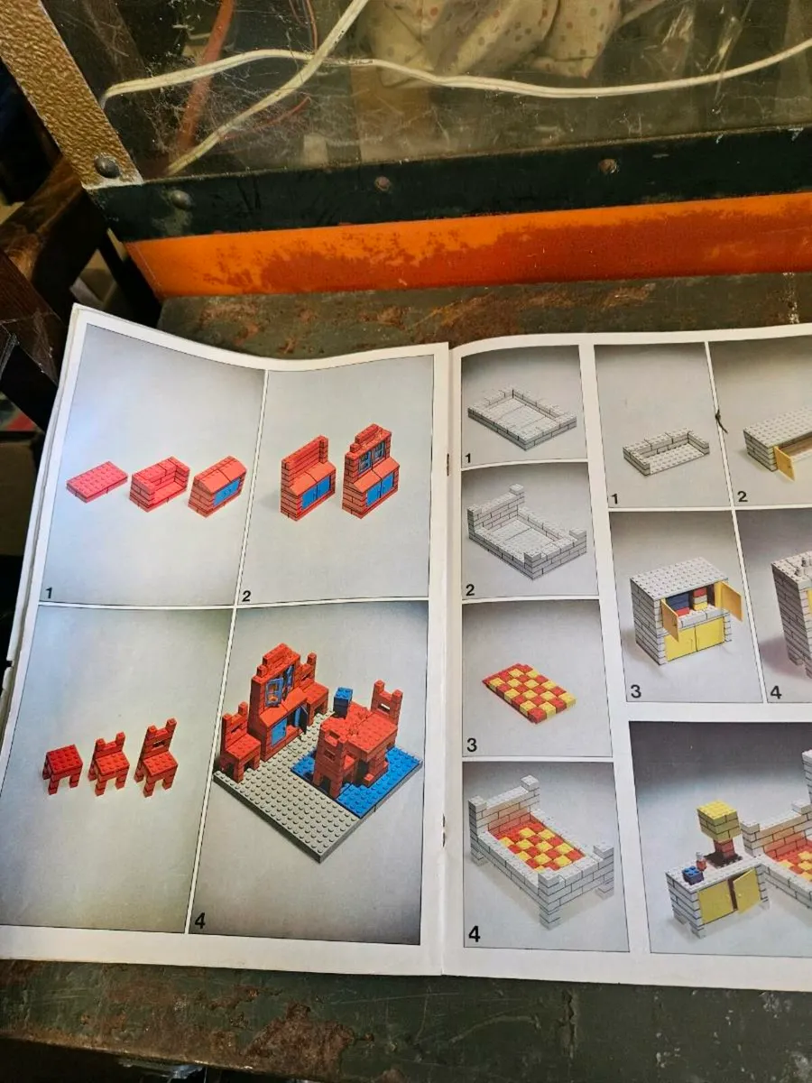 Lego Manual 221 - Image 3