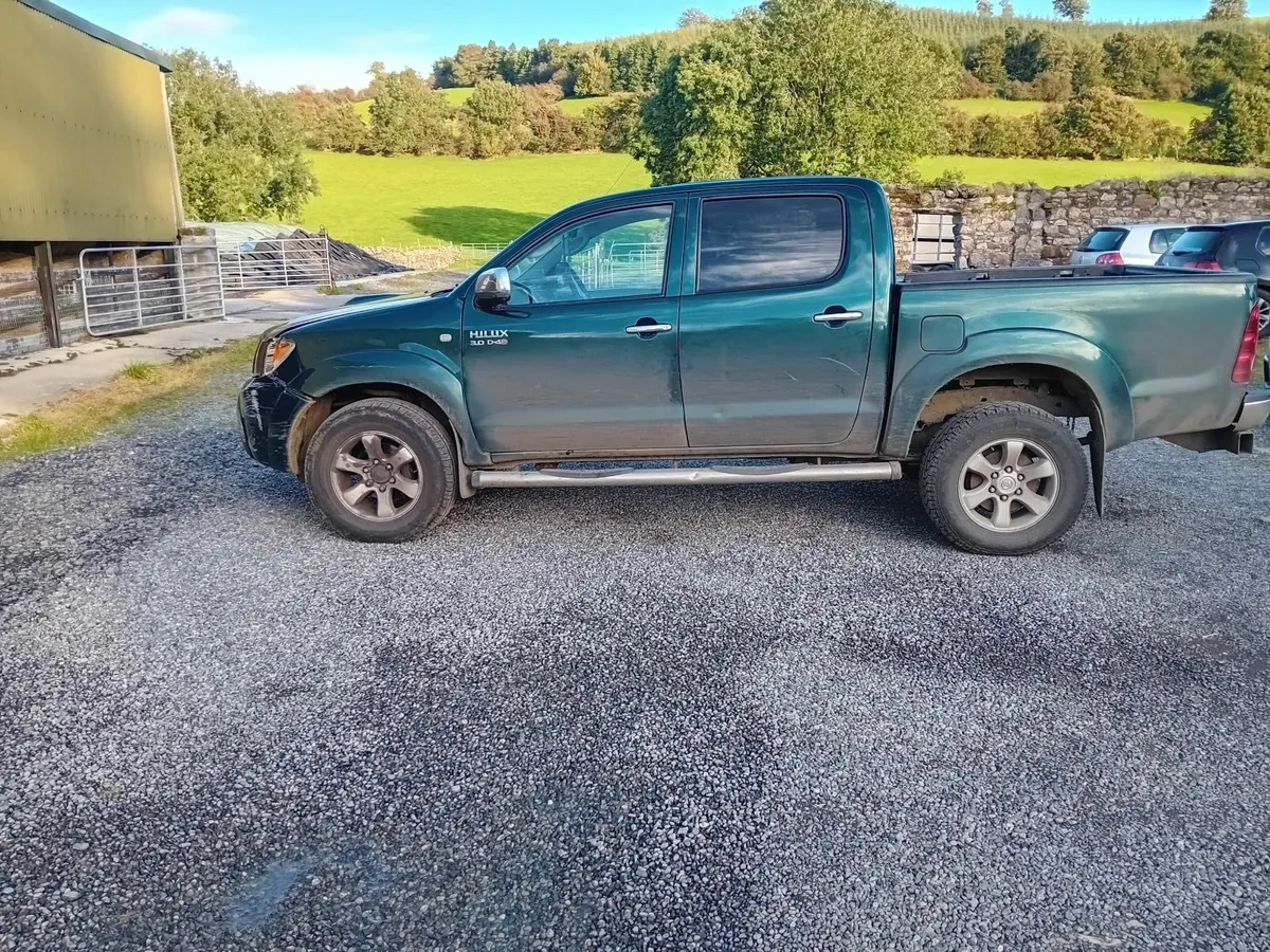 Toyota Hilux 2008 - Image 4