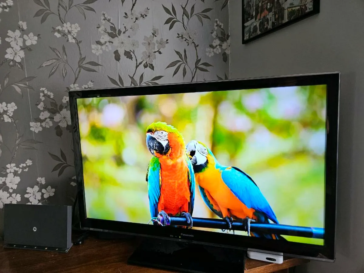 TV Panasonic 37" - Image 1