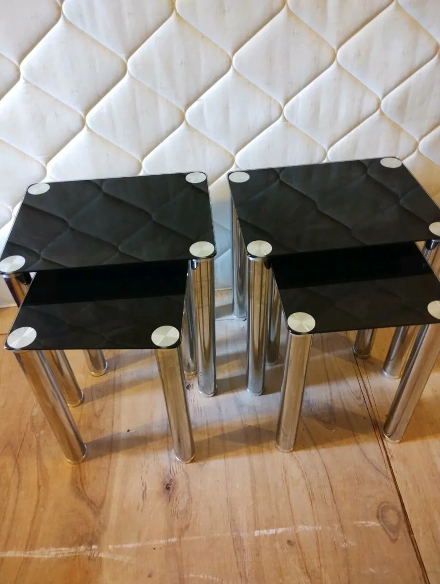 Black glass TV stand and table nests - Image 2