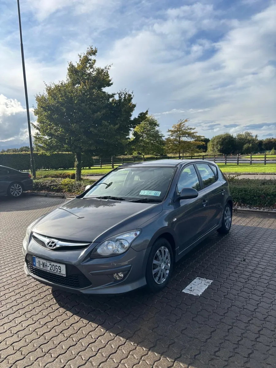Hyundai i30 2011 - Image 2