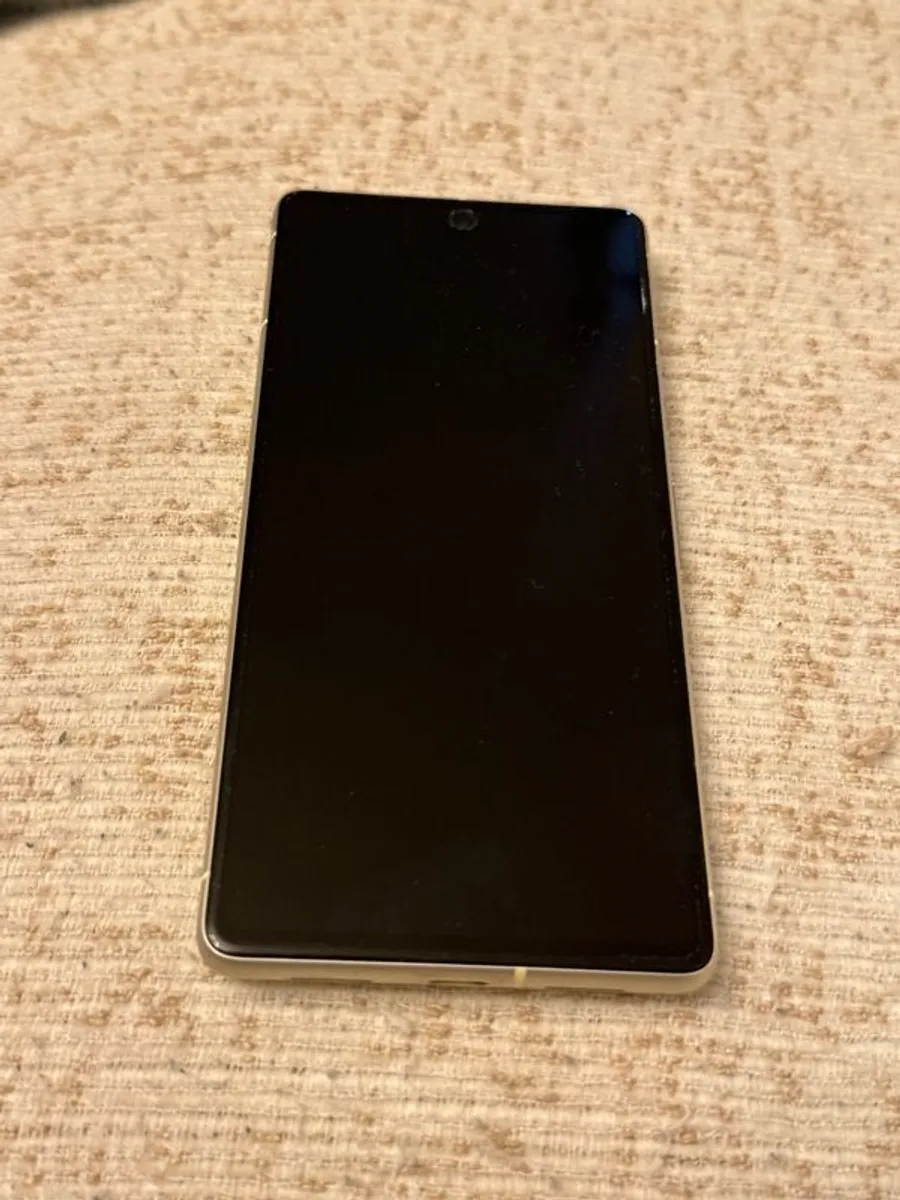 Google Pixel 7 lemon grass - Image 2