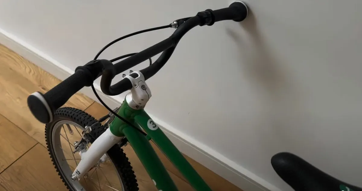 Woom 3 Kids' Bike 16" Excellent Condition - Image 2