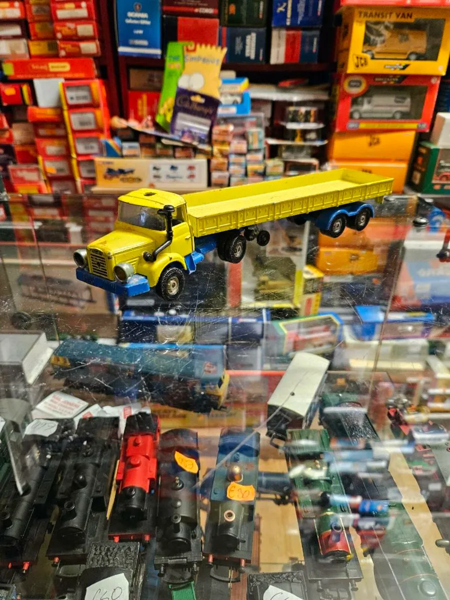 Corgi Truck and Trailer - Image 2