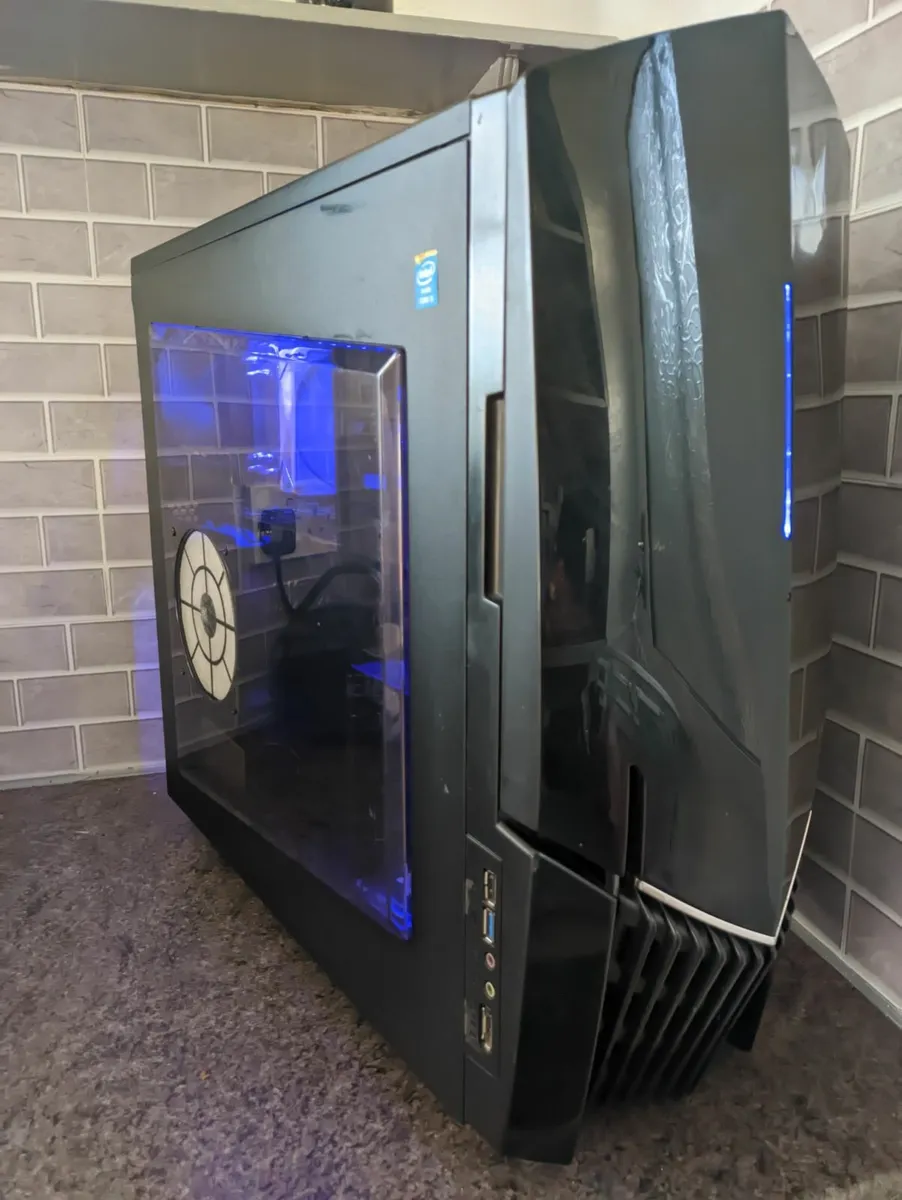 Gaming PC - Image 1