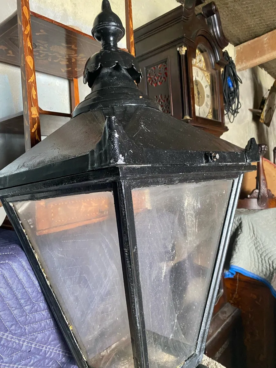 Apaiir of street Lanterns early 19 century sell fo - Image 1