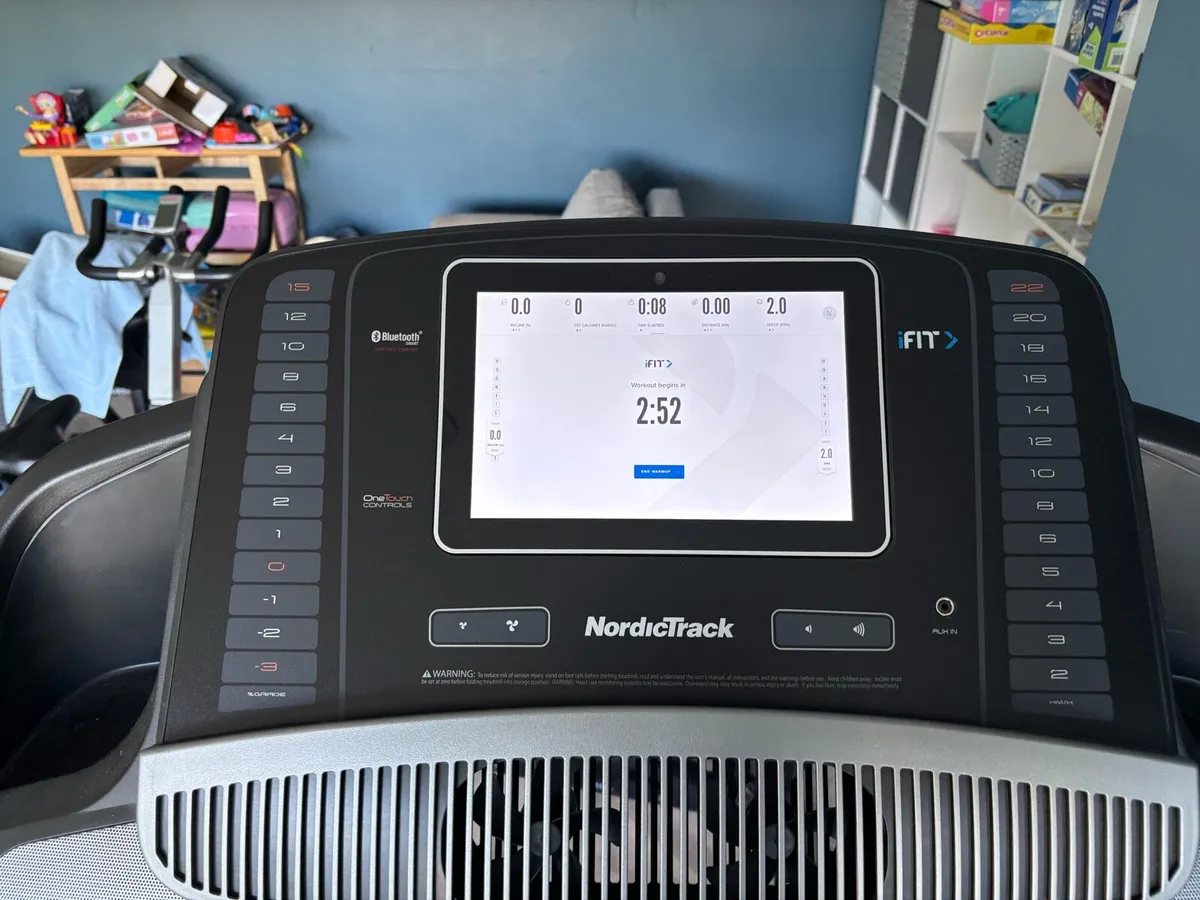 NordicTrack Commercial 1750 Folding Treadmill - Image 3