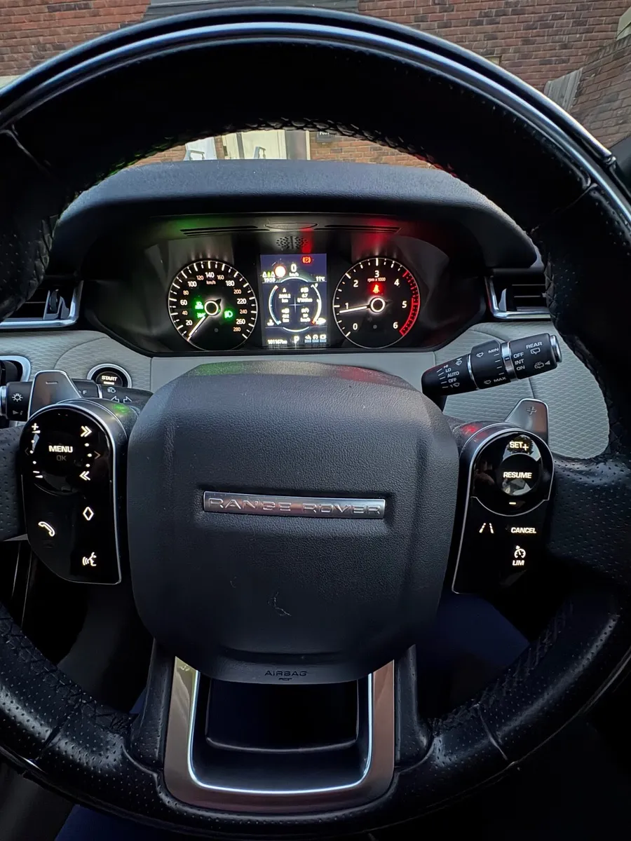 Land Rover Range Rover Velar 2019 - Image 3