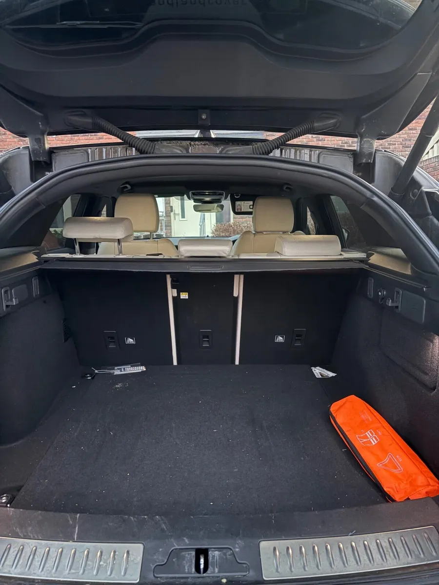 Land Rover Range Rover Velar 2019 - Image 4
