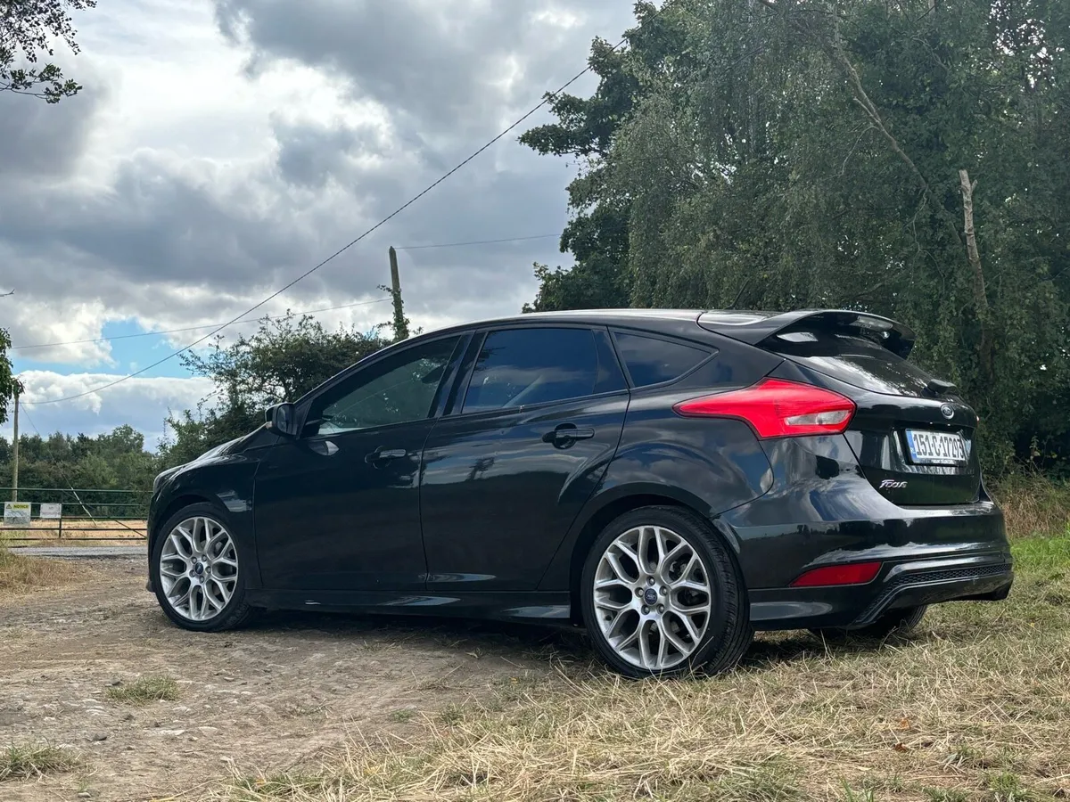 Ford focus titanium €5600 - Image 2