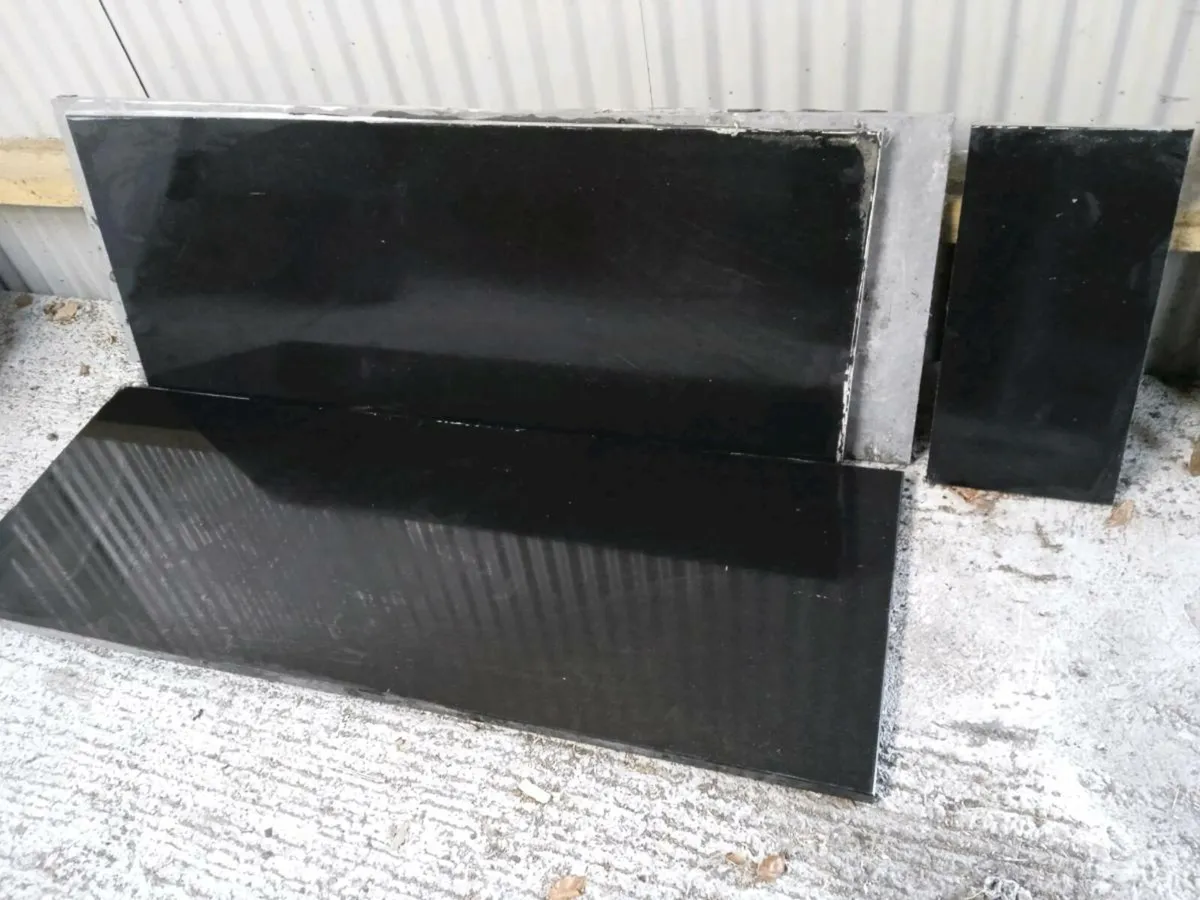 Black granite long slabs - Image 1