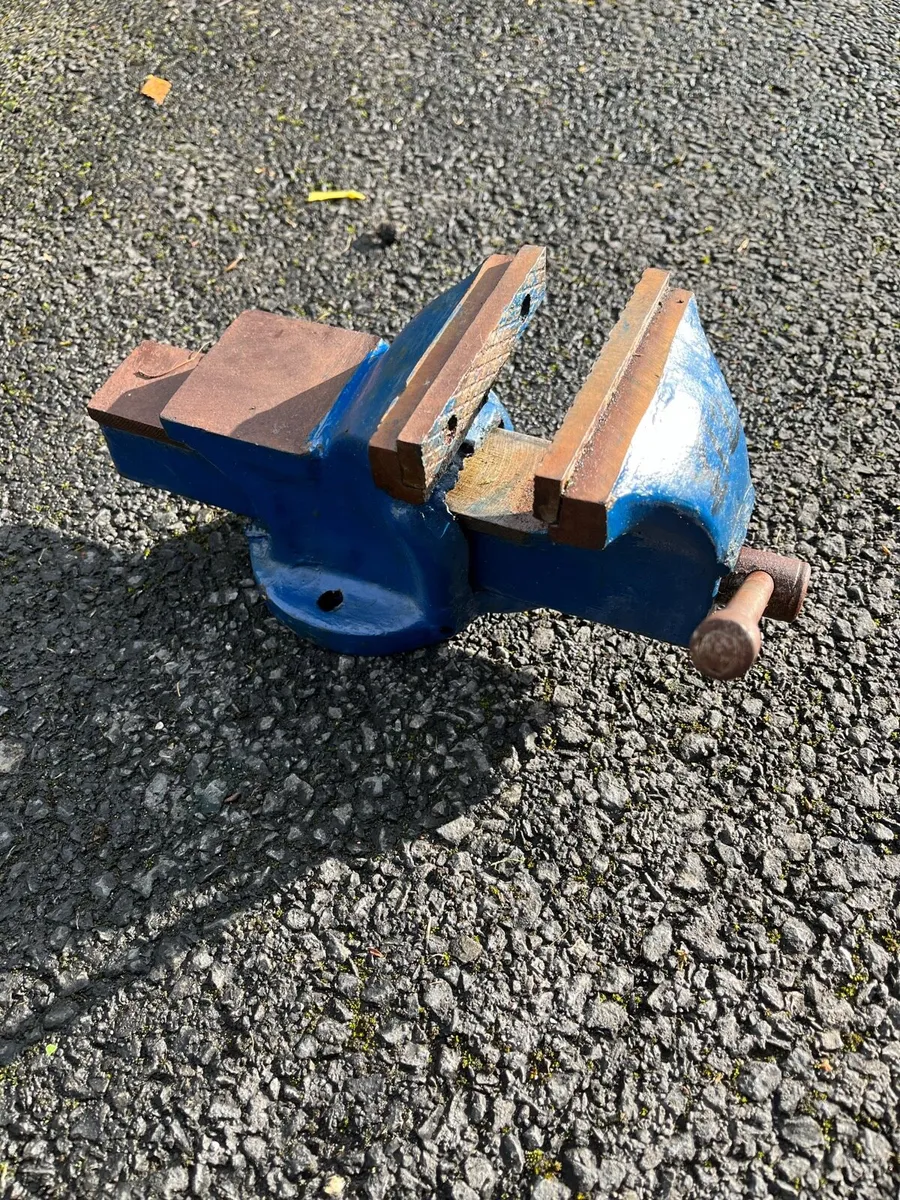4’’ bench vice