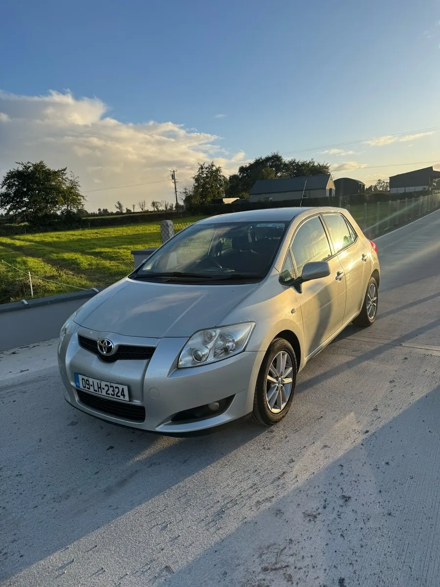 Toyota Auris - Image 2