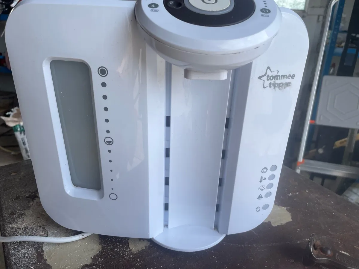 Bottle maker - Image 1