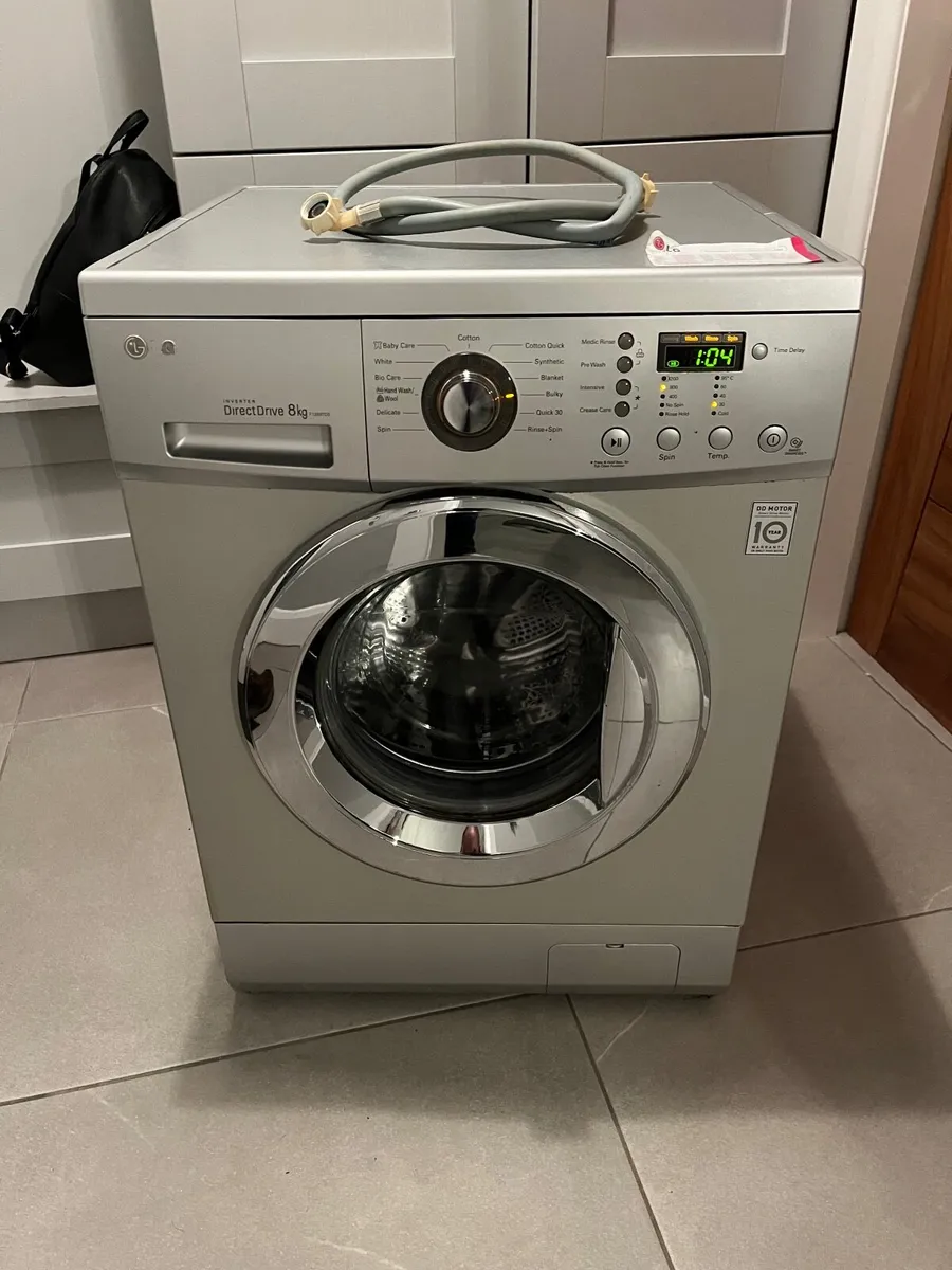 Lg 8kg washing machine - Image 2