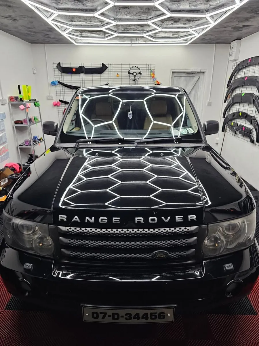 Rangerover Sport (crew cab) - Image 1