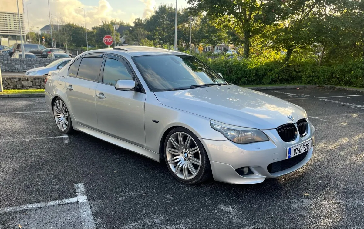 BMW 5 Series - Image 3