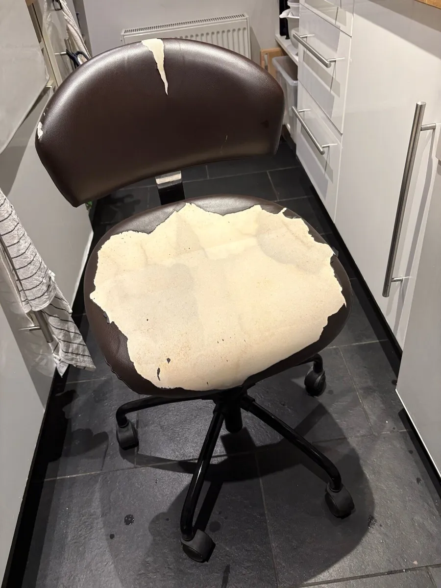 Office Chair - Image 1