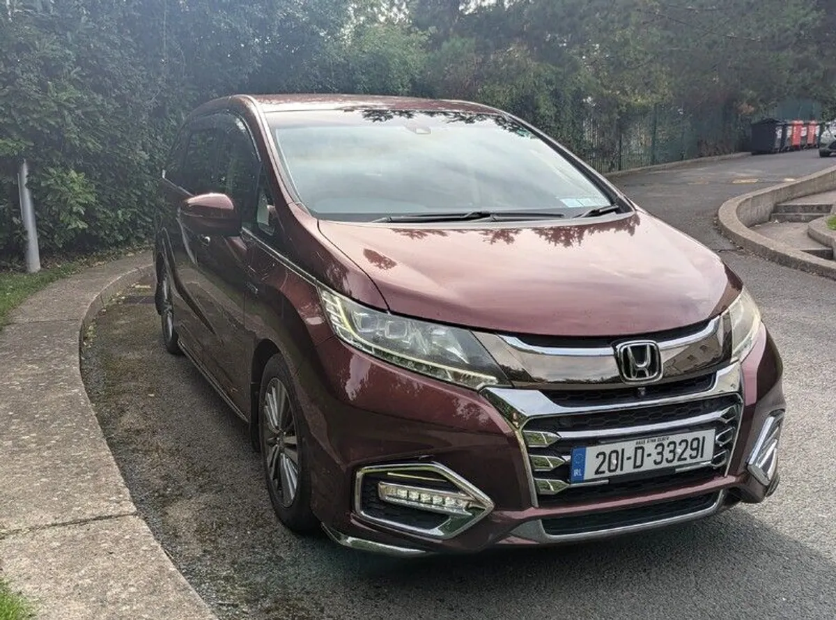 2020 Honda Odyssey Absolute Hybrid Electric Petrol - Image 2