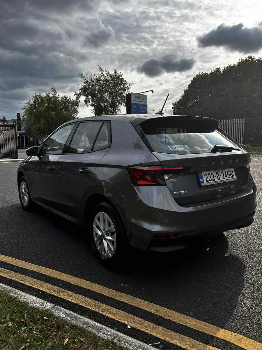 Skoda Fabia 1.0 MPI 80HP - Image 2