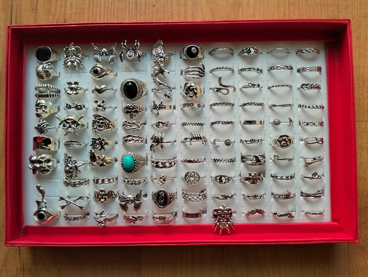 🖤 Vintage Ring Collection 🖤 - Image 2