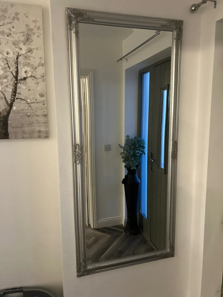 Mirror, Nest of tables, Drinks trolley - Image 1