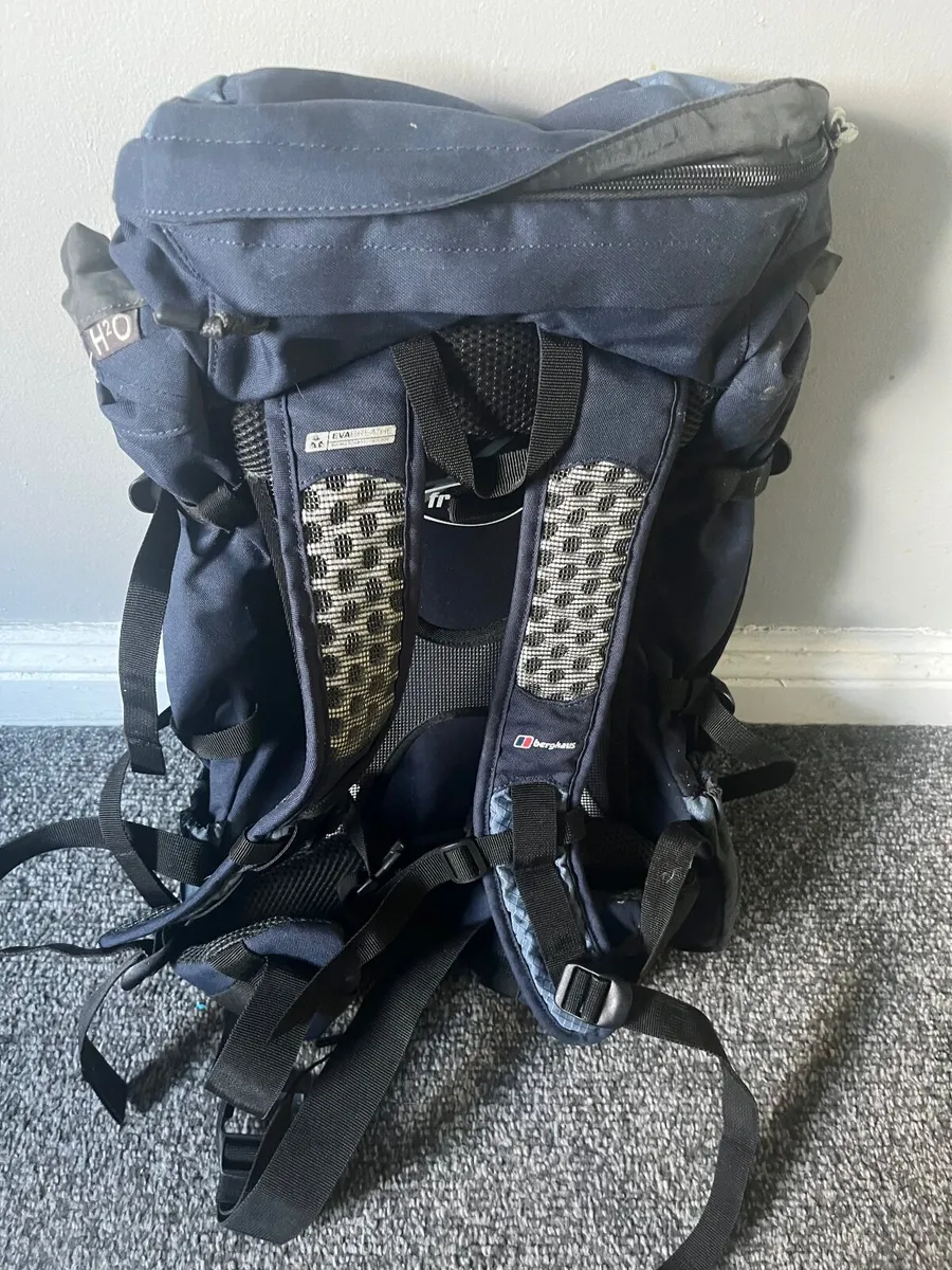Hiking bag - Image 2